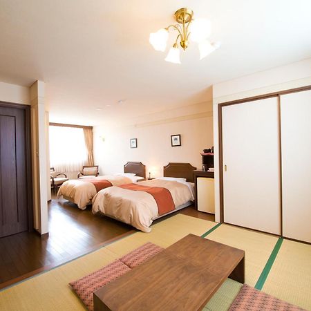 Yusennosato Hotel Nadeshiko Yoro  Экстерьер фото